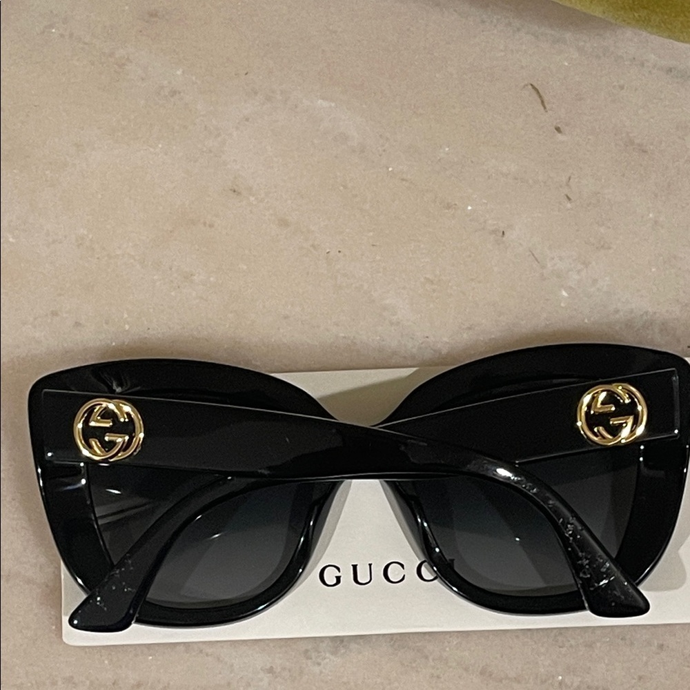 Gucci Black Cat Eye Sunglasses - Picture 12 of 16